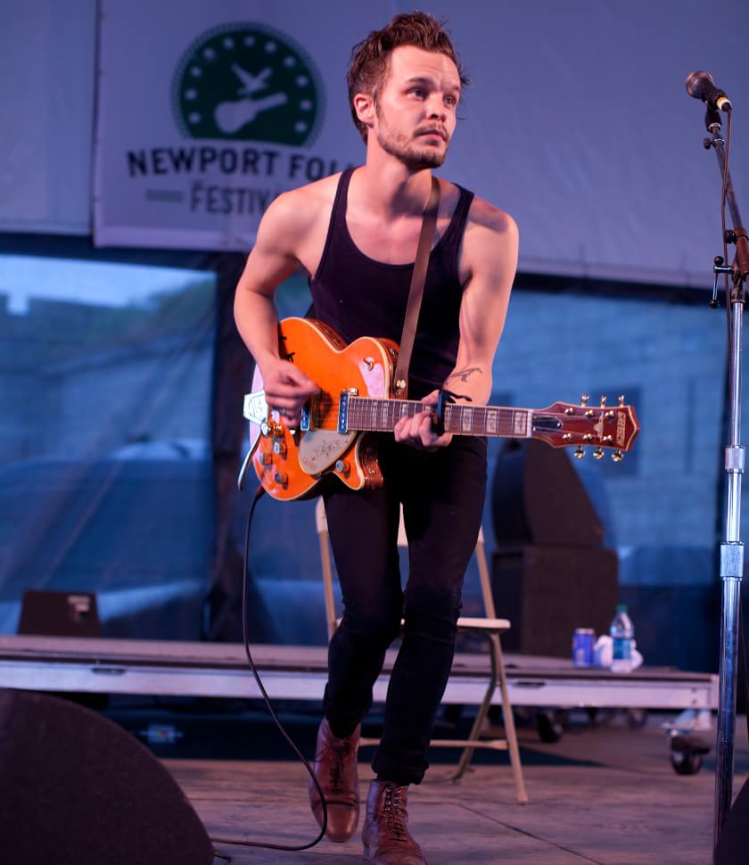 The Tallest Man On Earth photo